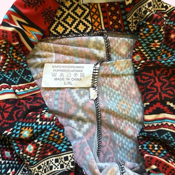 Dalia Collection Multicolor Geometric Flare Pants - Picture 4 of 4